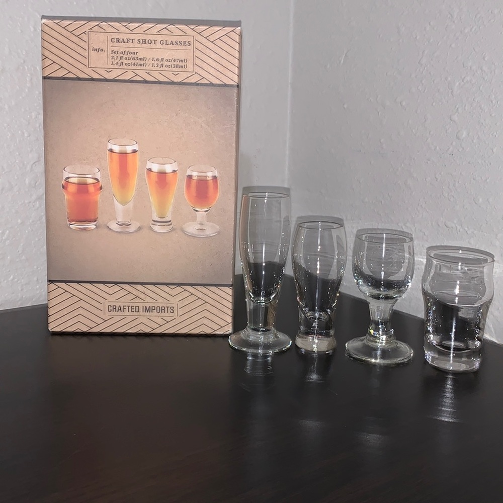 Shot glasses set
